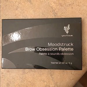 Younique Brow Palette